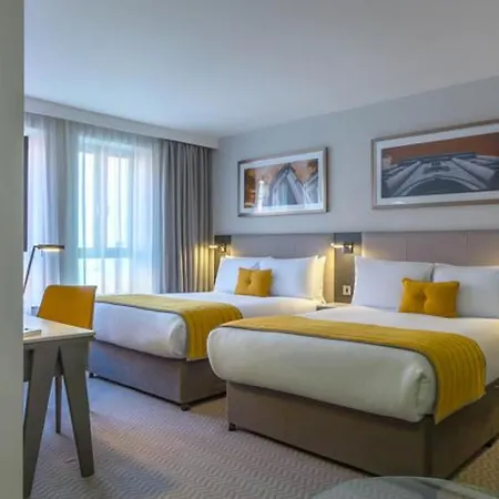 Szálloda Maldron Pearse Street 4*