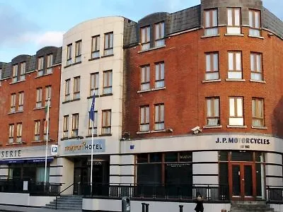 Szálloda Maldron Pearse Street 4*
