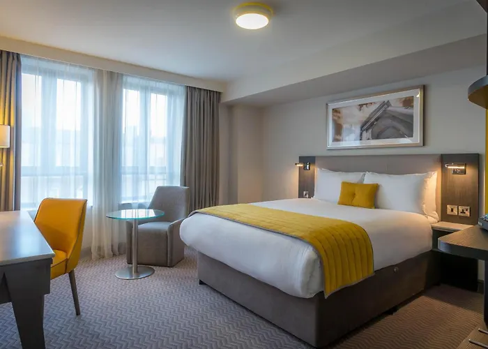 Отель Maldron Pearse Street Дублин