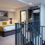 Szálloda Maldron Pearse Street 4*