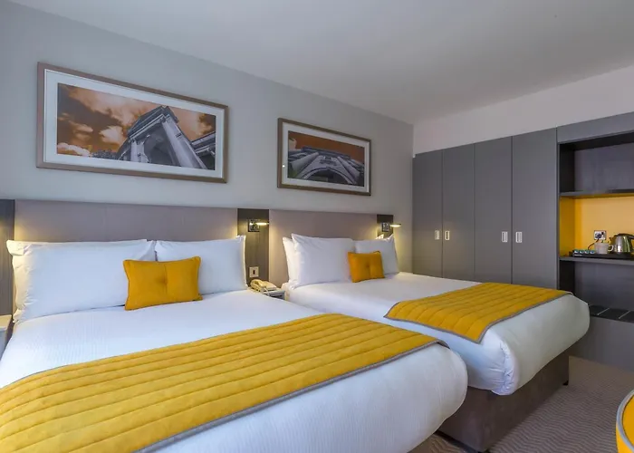 Maldron Pearse Street Отель 4*