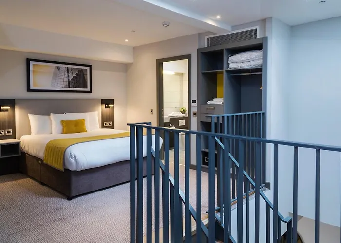 Maldron Pearse Street Отель 4*