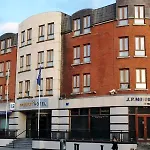Hotel Maldron Pearse Street 4*