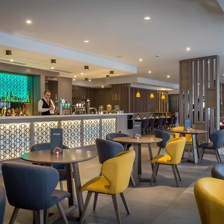 Maldron Pearse Street 4*