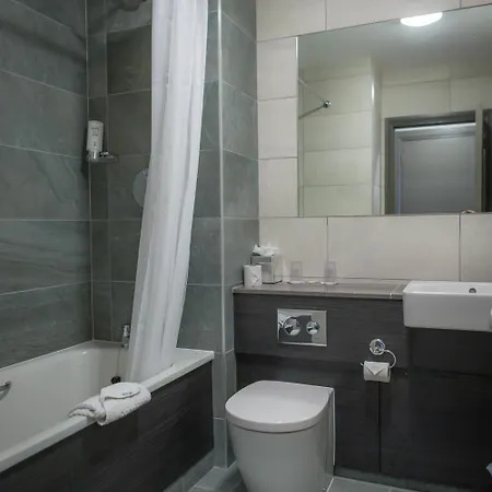 Maldron Pearse Street